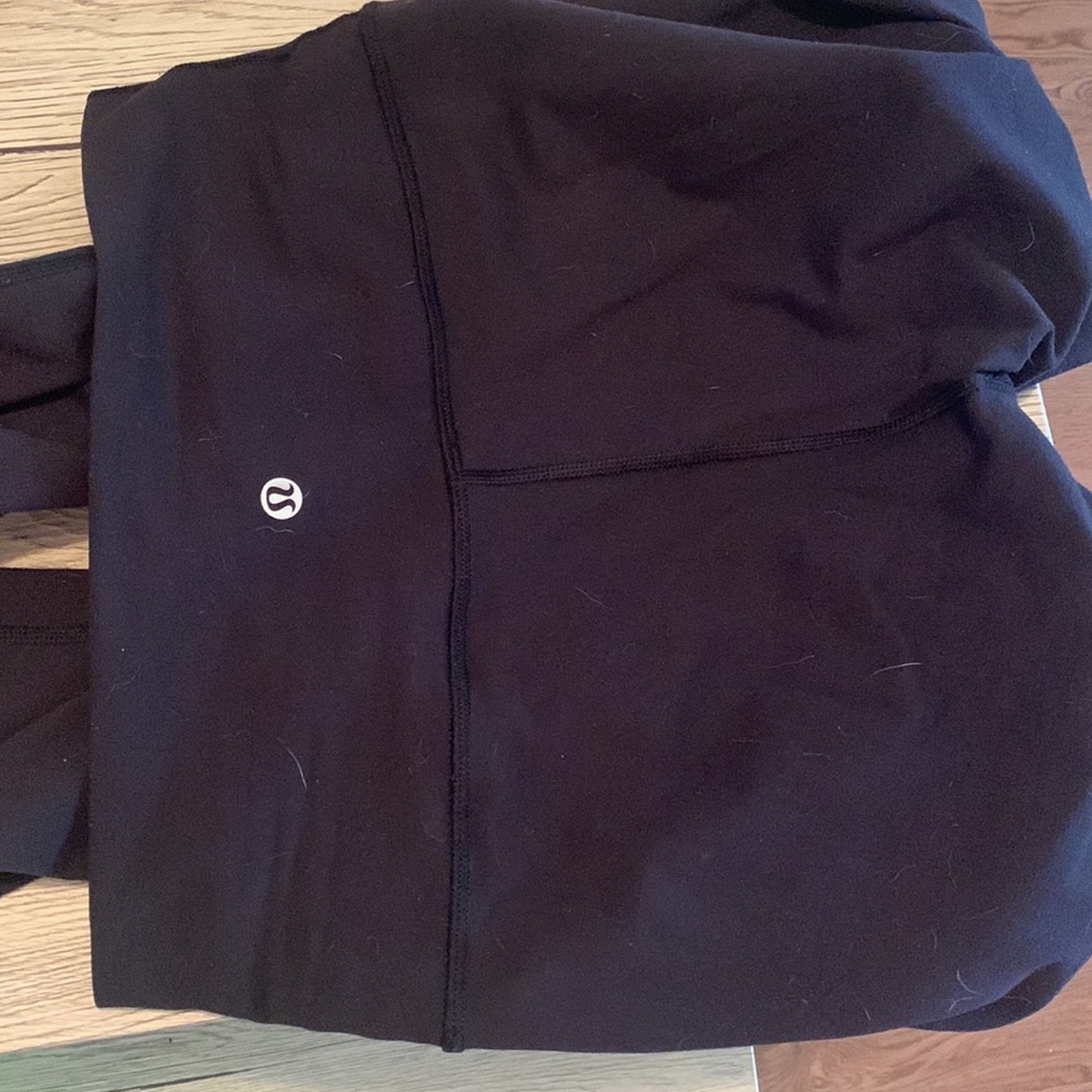 Lululemon black leggings 25”